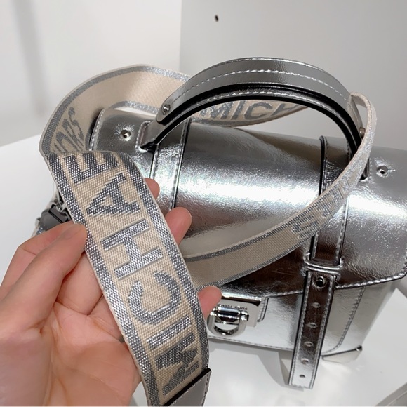 Michael Kors Manhattan Medium Satchel - Picture 3 of 6